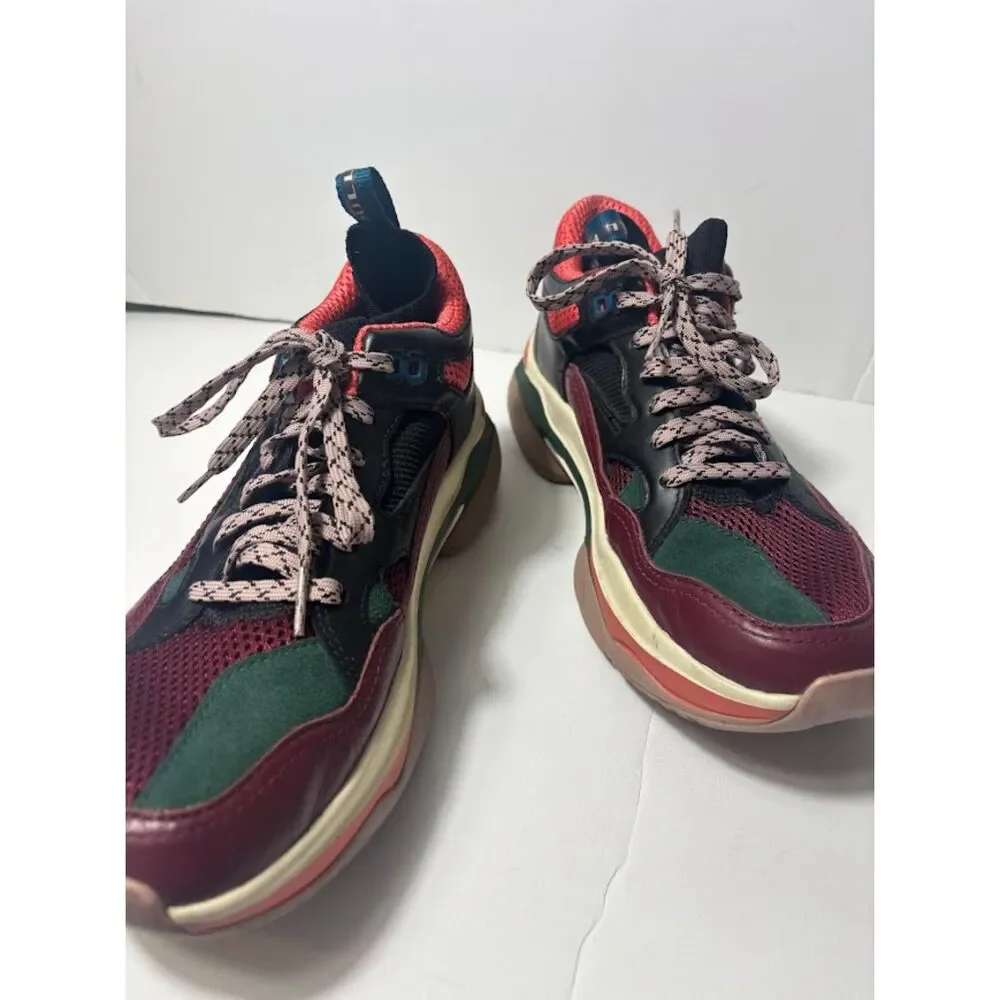 Brandblack sneakers saga